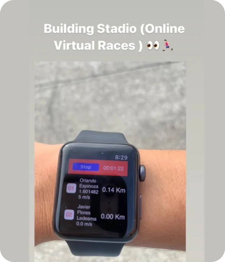 Stadio Apple Watch beta test — Building Stadio online virtual races with live race screen showing Orlando Espinoza 0.14 km at 5 m/s vs Javier Flores Ledesma 0.00 km and elapsed 00:01:22